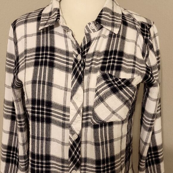 Rails plaid button Down shirt size small. - Picture 2 of 13